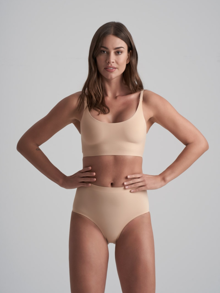 BYE BRA Invisble | Braga Invisible De Cintura Media Beige main product photo