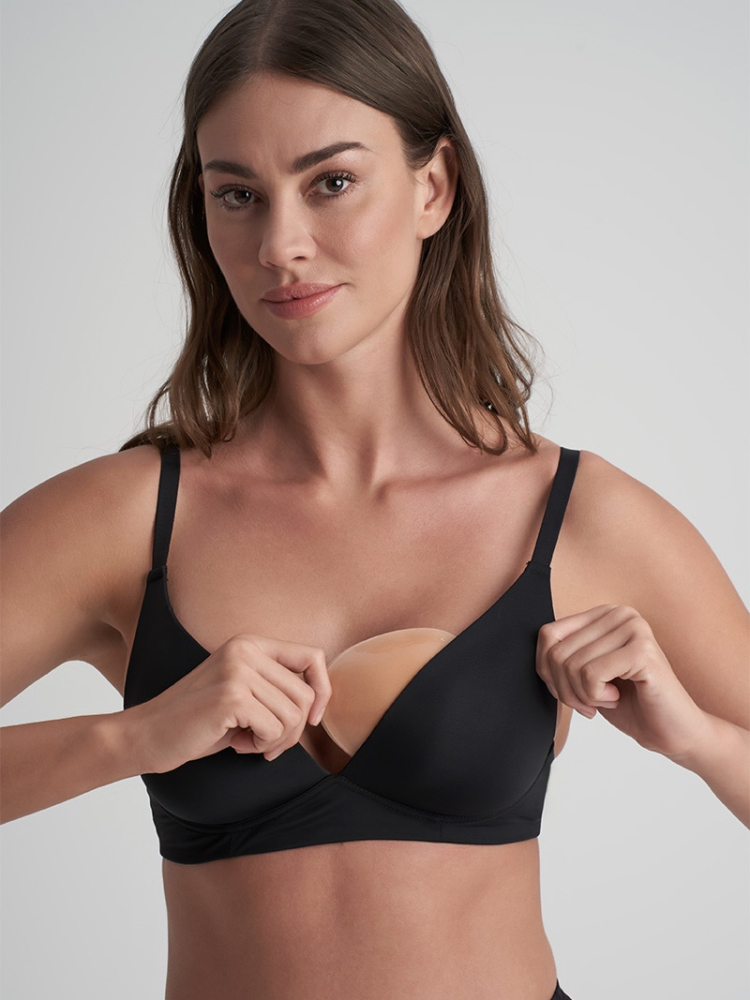 BYE BRA Almohadillas Adhesivas Push-Up para Bikini de Silicona main product photo