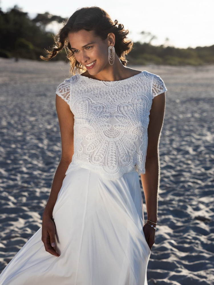 Novias Ella Bolero de encaje main product photo