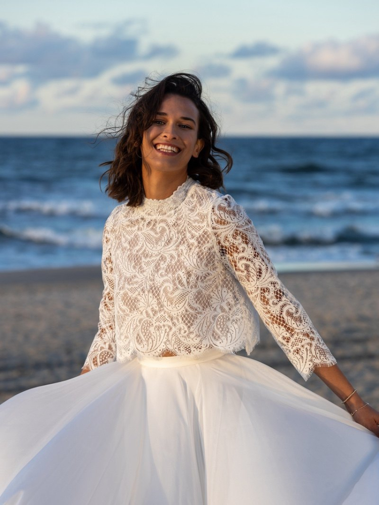 Novias Elvie Bolero de encaje main product photo