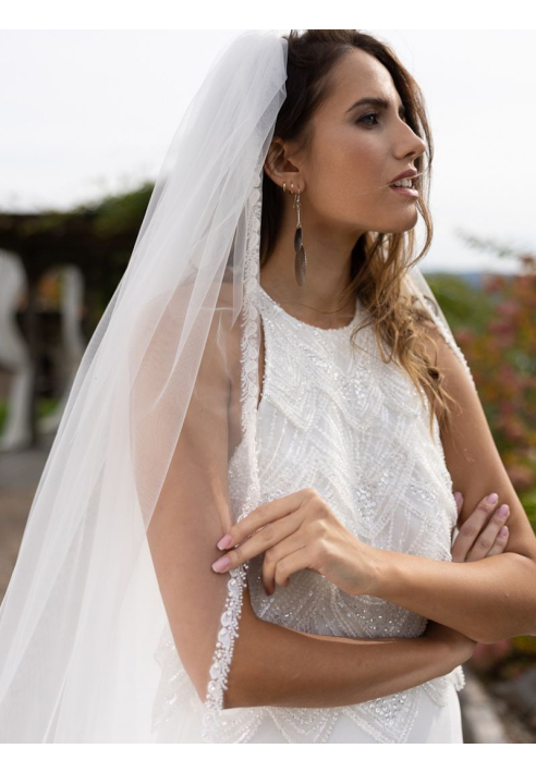 Velo Novias Timona ()